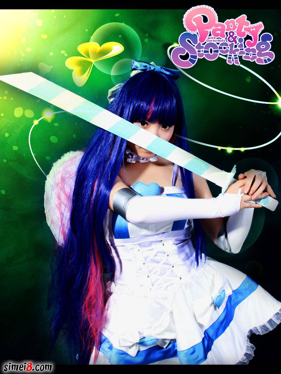 董香真人cos战斗服图极具诱惑力