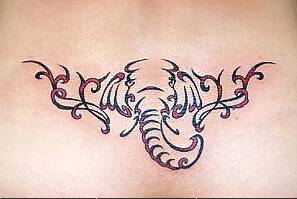 女生腰部小图腾纹身图片大全