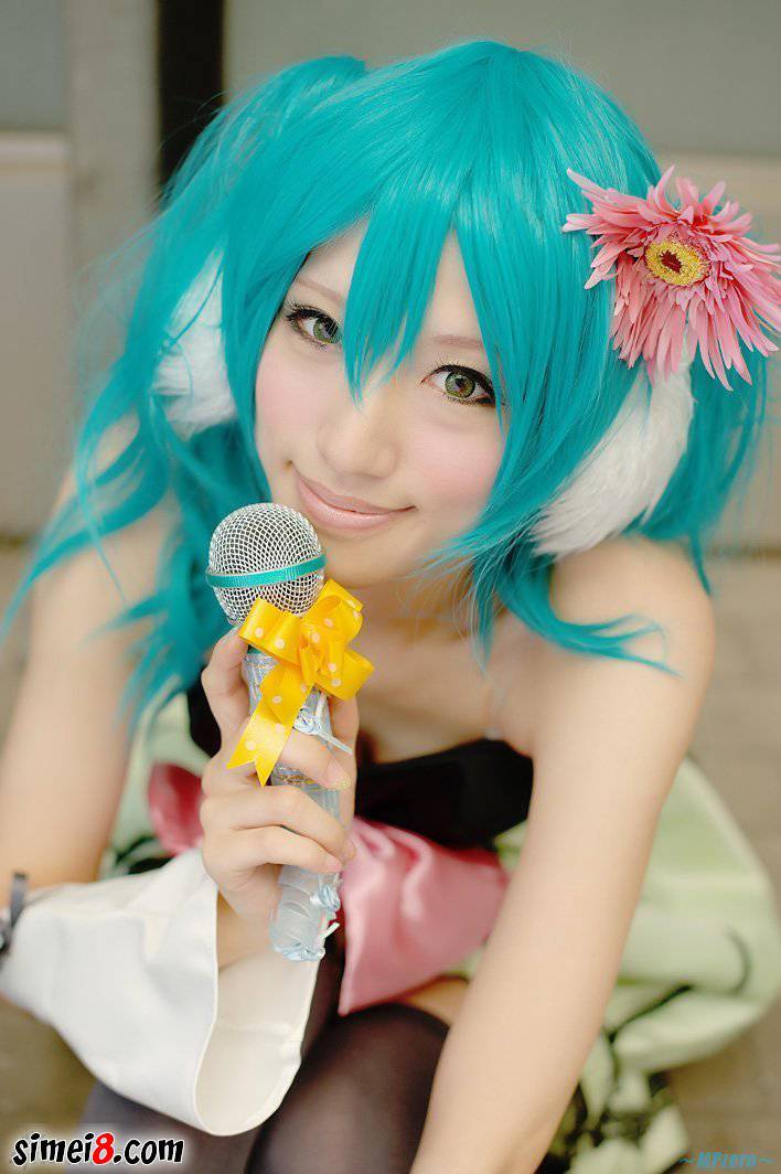 cosplay图片女装真人姐妹花