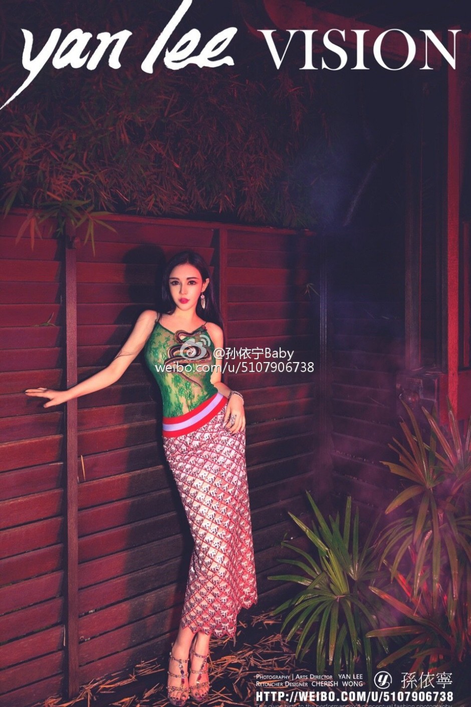 车模小天后孙依宁超诱人艺术写真