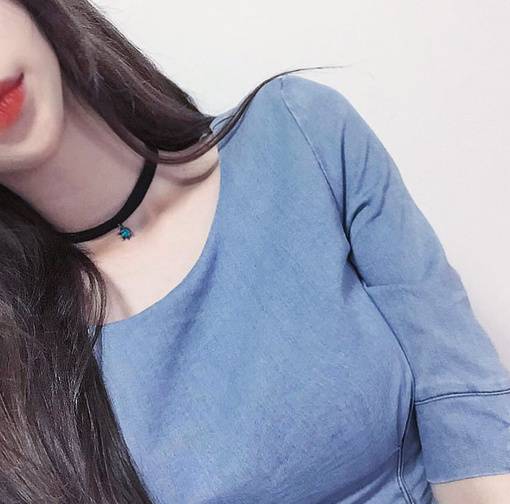 伤感女生图片 孤独的爱