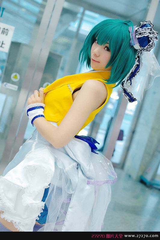 高清《超时空要塞》女主角COS