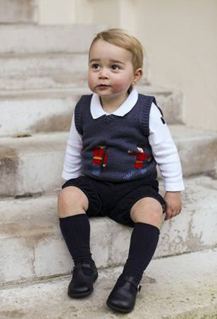 英国乔治小王子满两周岁 超萌王子成长照大盘点