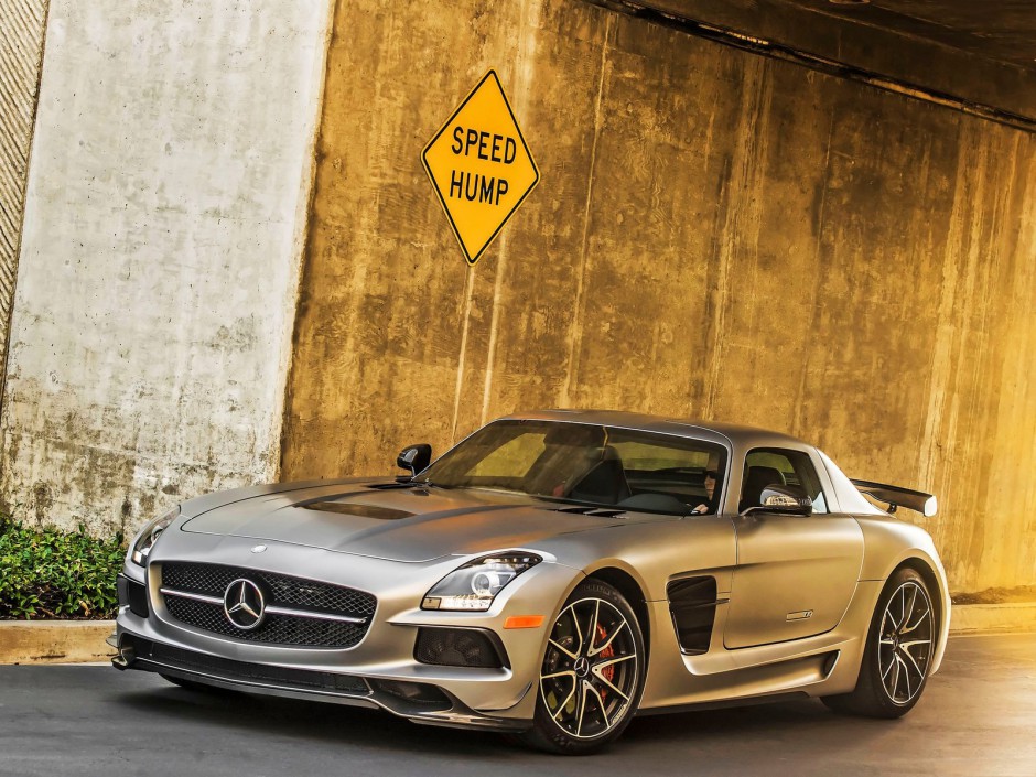 奔驰跑车SLS AMG Black Series图片赏析