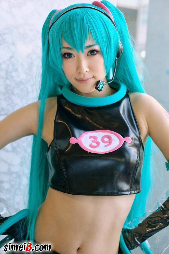 真人版可爱初音mikucos图片