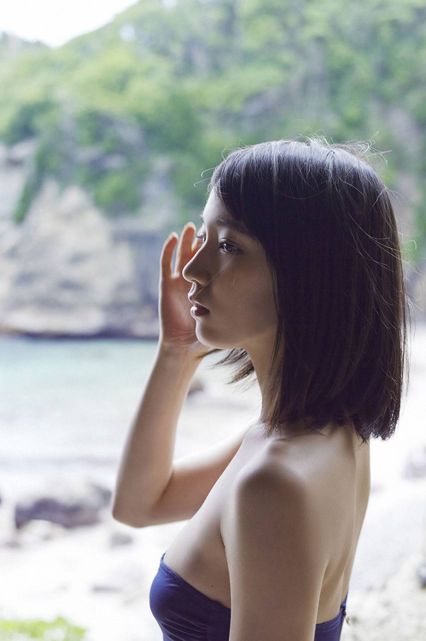 日本性感美女吉冈里帆湿身戏水写真大片