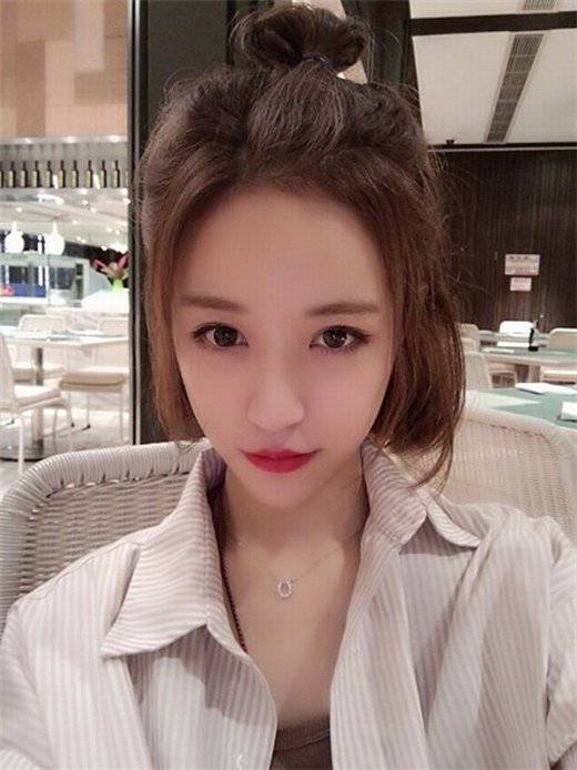 90后唯美个性女生甜美自拍图片大全