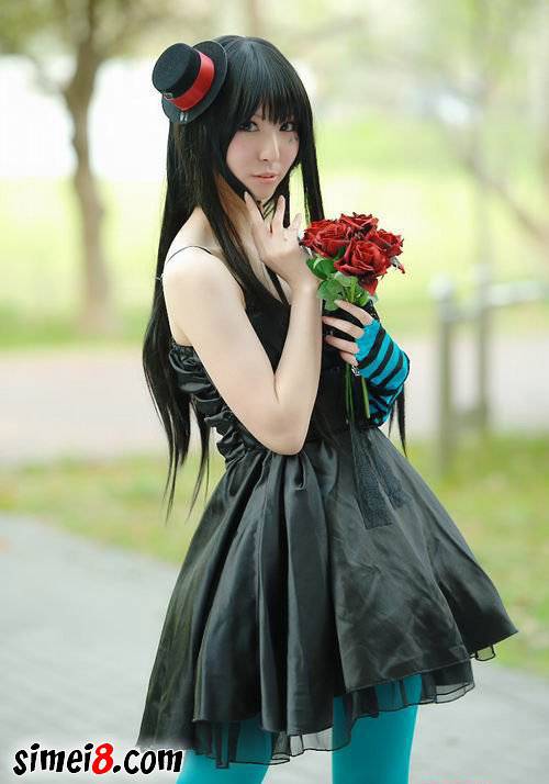 俏皮女生时尚个性cosplay秀