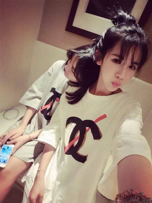 非主流最新甜美女生自拍图片