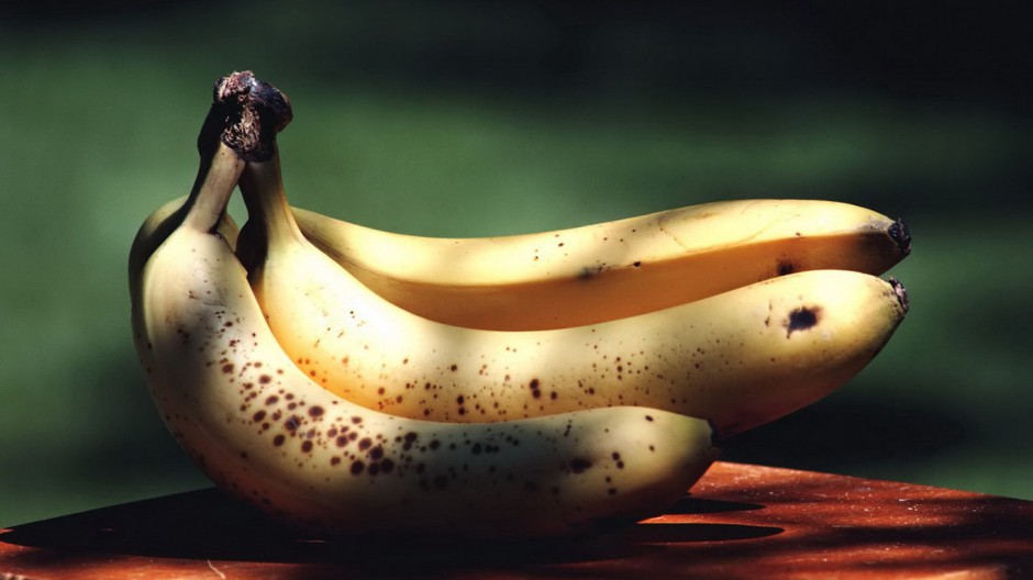 香蕉水果之王简约精美高清壁纸