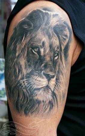 时尚手臂霸气狮子纹身图案