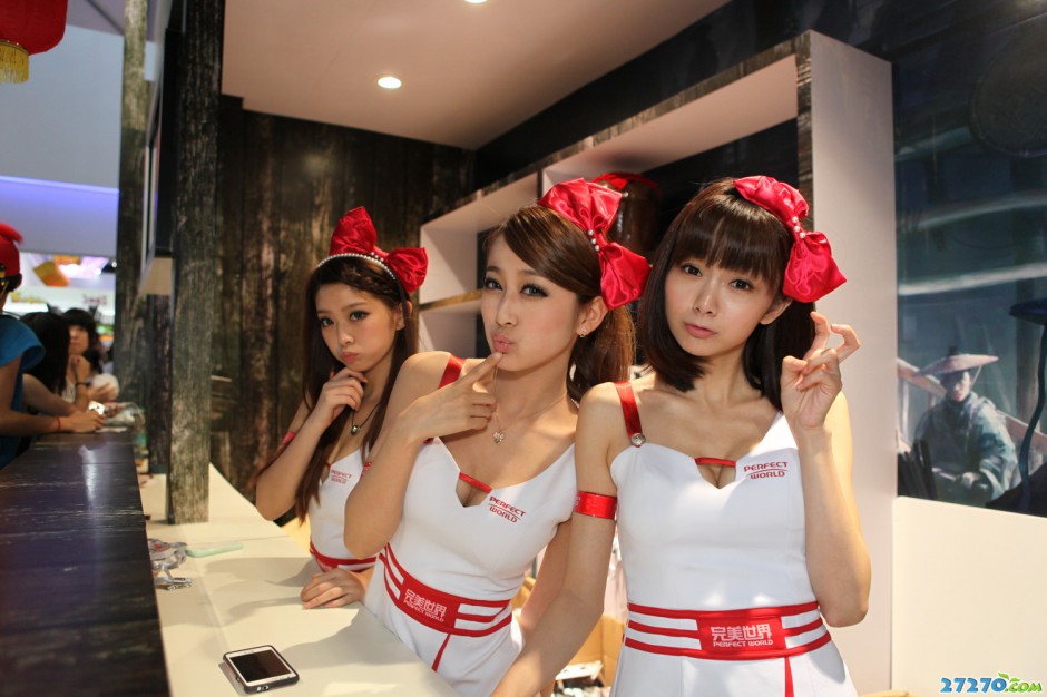 可爱“萌”妹子 完美世界