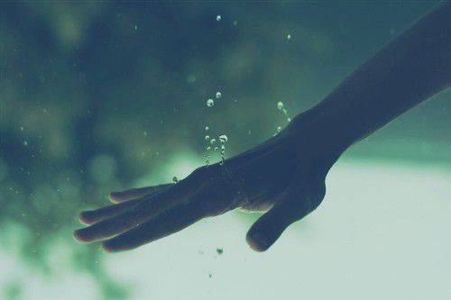 时间都送给残花败柳的恋爱了