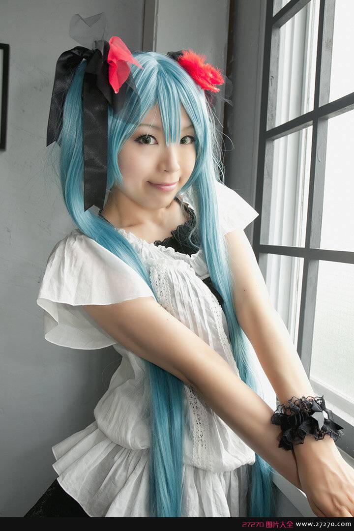 日本神级初音未来美眉COS