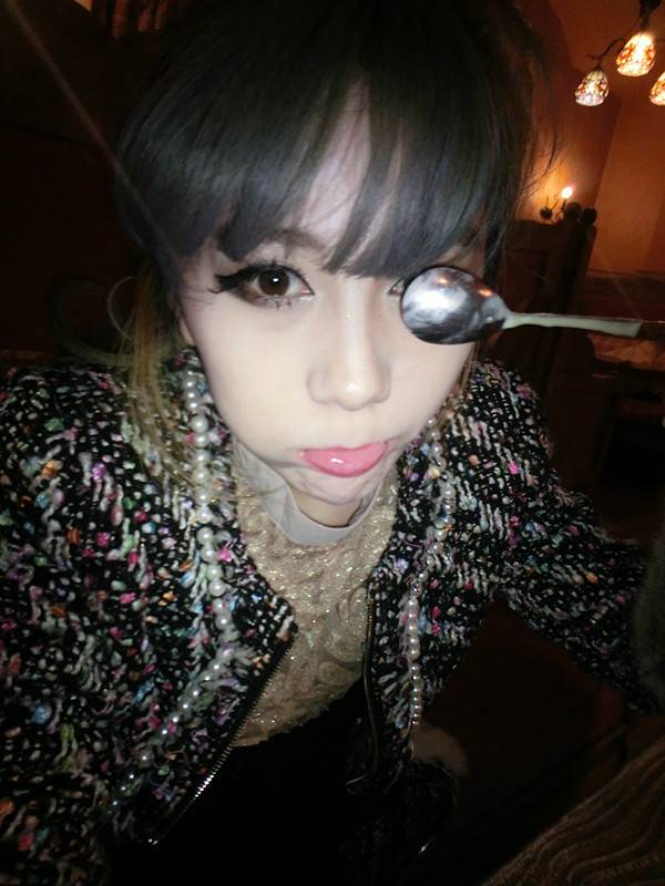 非主流美女自拍