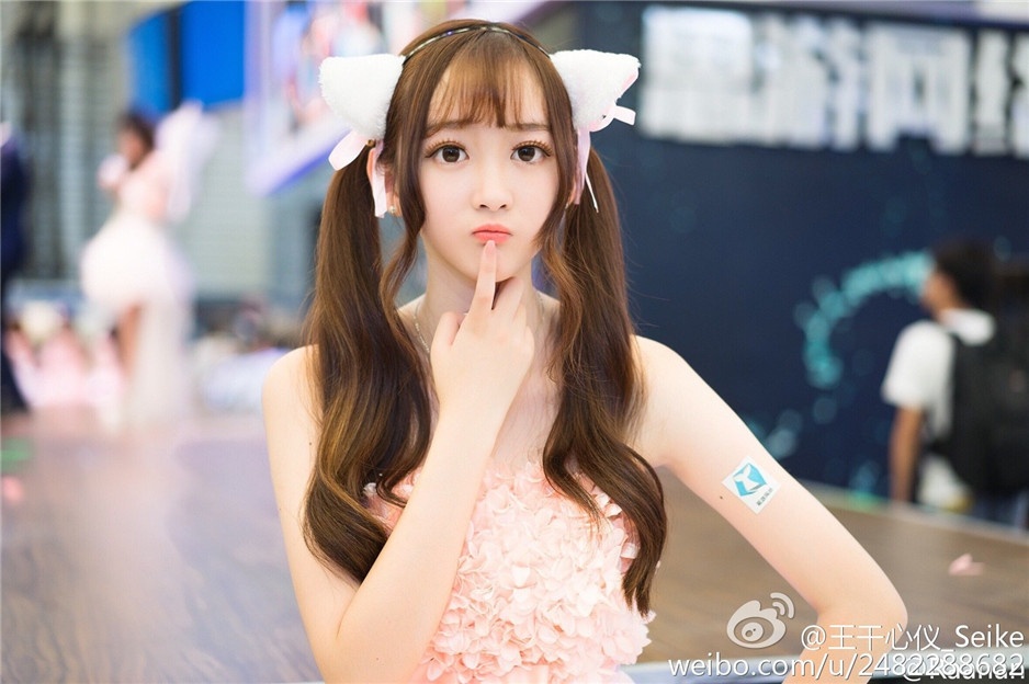 大眼睛女生王干心仪Seike唯美图片