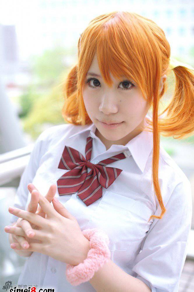 cosplay美女变身金发时髦的安城鸣子