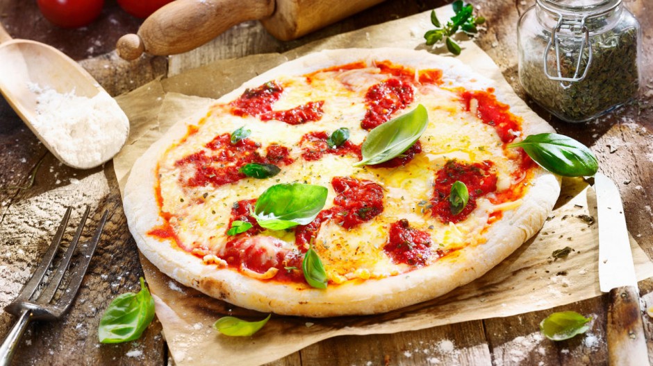 美味披萨高清美食壁纸