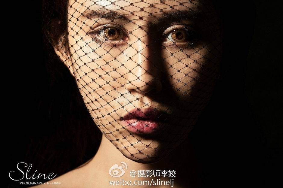 平面模特冯靖媛性感诱惑写真