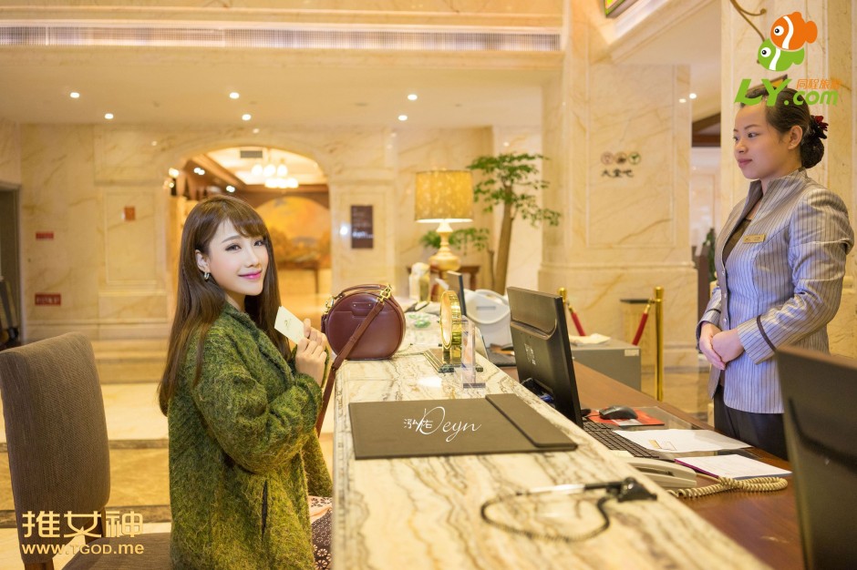 清纯妹子朱若慕akiki性感图片诱惑