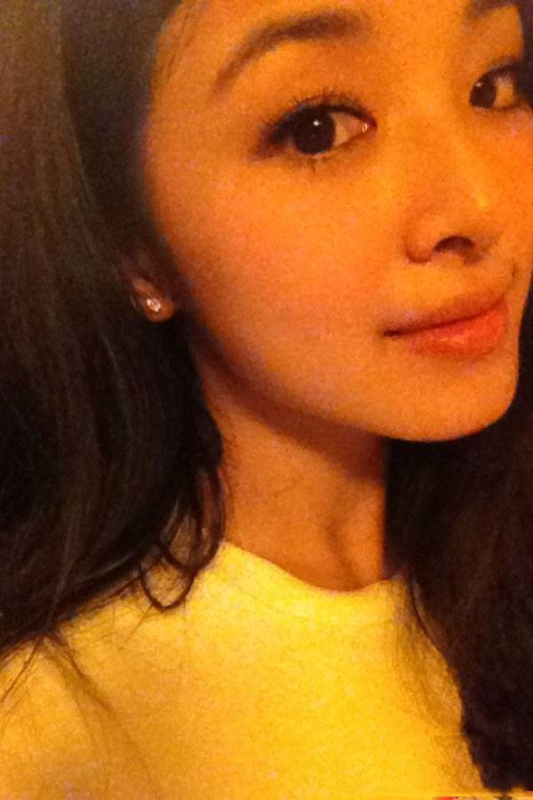 女星张含韵可爱娇俏生活照曝光