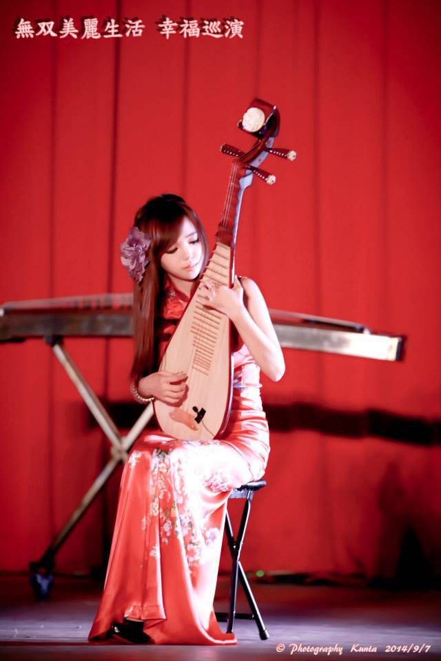 音乐美少女丘涵Joanne尽显文艺小清新图片