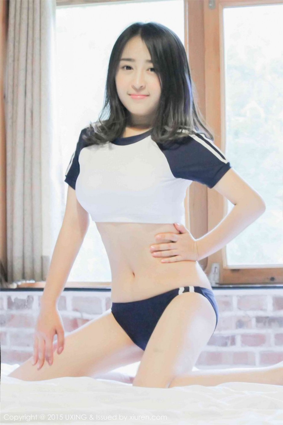 优星馆养眼美女煊煊sunny学生制服诱惑写真