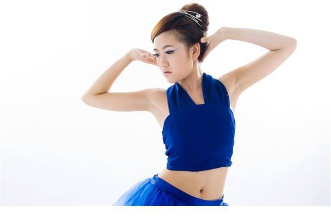 平面模特可爱妩媚写真