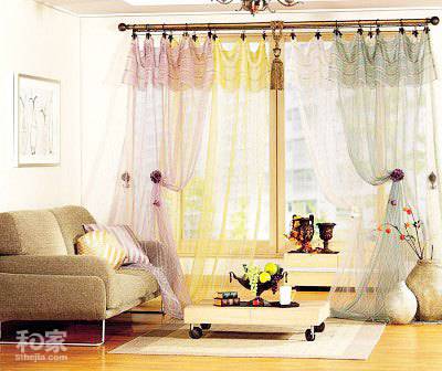 色彩出众的窗帘装修效果图欣赏