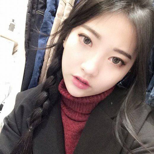 非主流成熟有爱女生图片