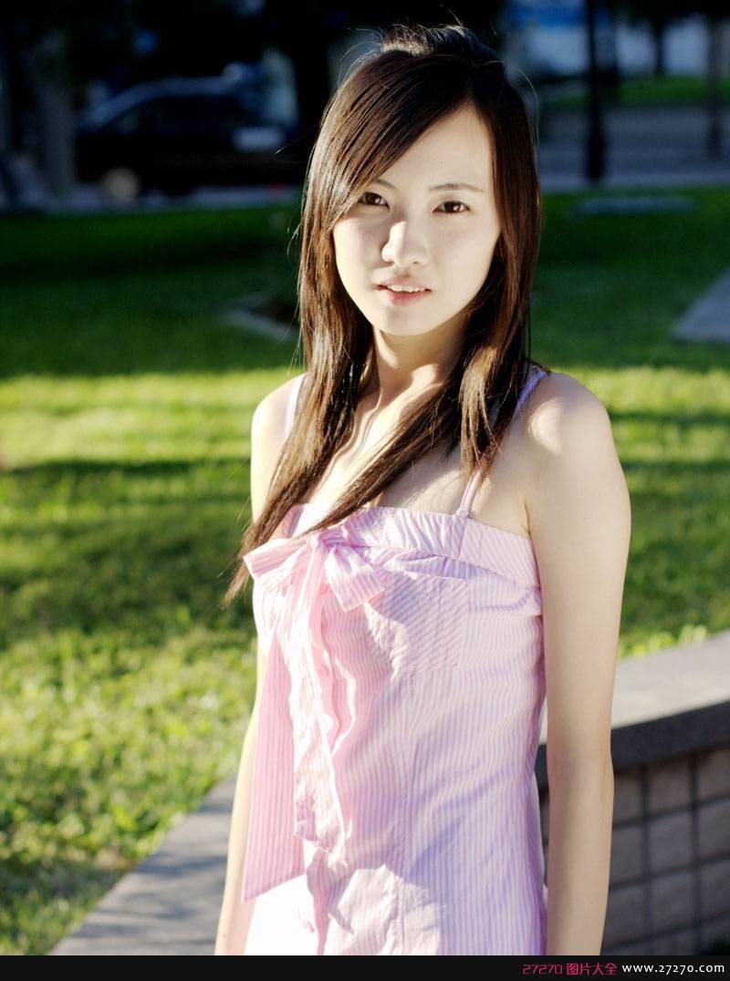 推女神程彤颜长发飘飘唯美私房照