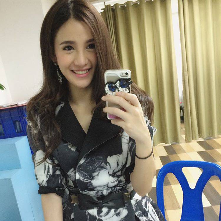 高颜值的泰国正妹甜美笑容秒杀众人