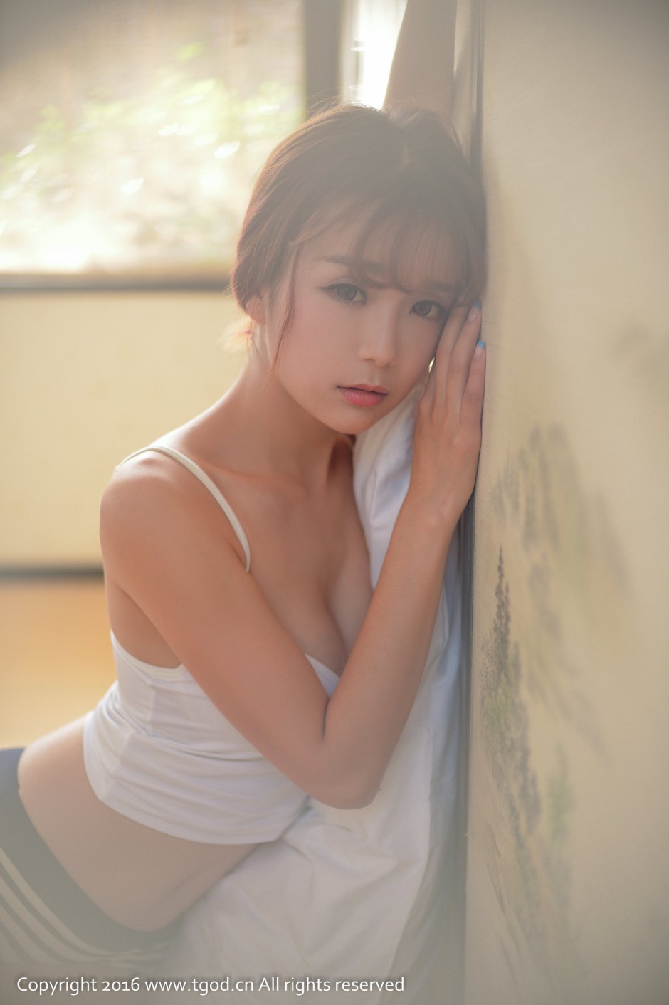 极品校花美女小九Vin化身童话公主