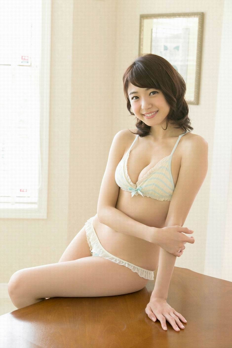 中村静香写真性感娇媚引人遐想