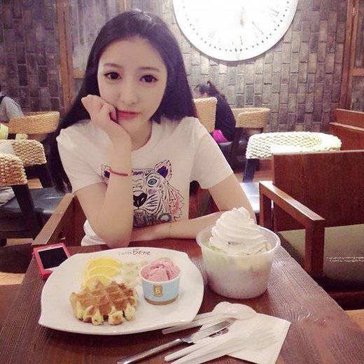 00后小清新有爱女生图片