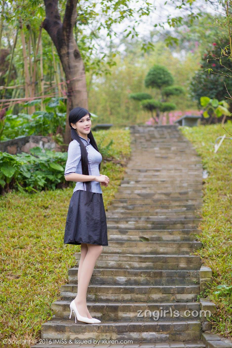 爱蜜社古典美人唯美户外写真图片