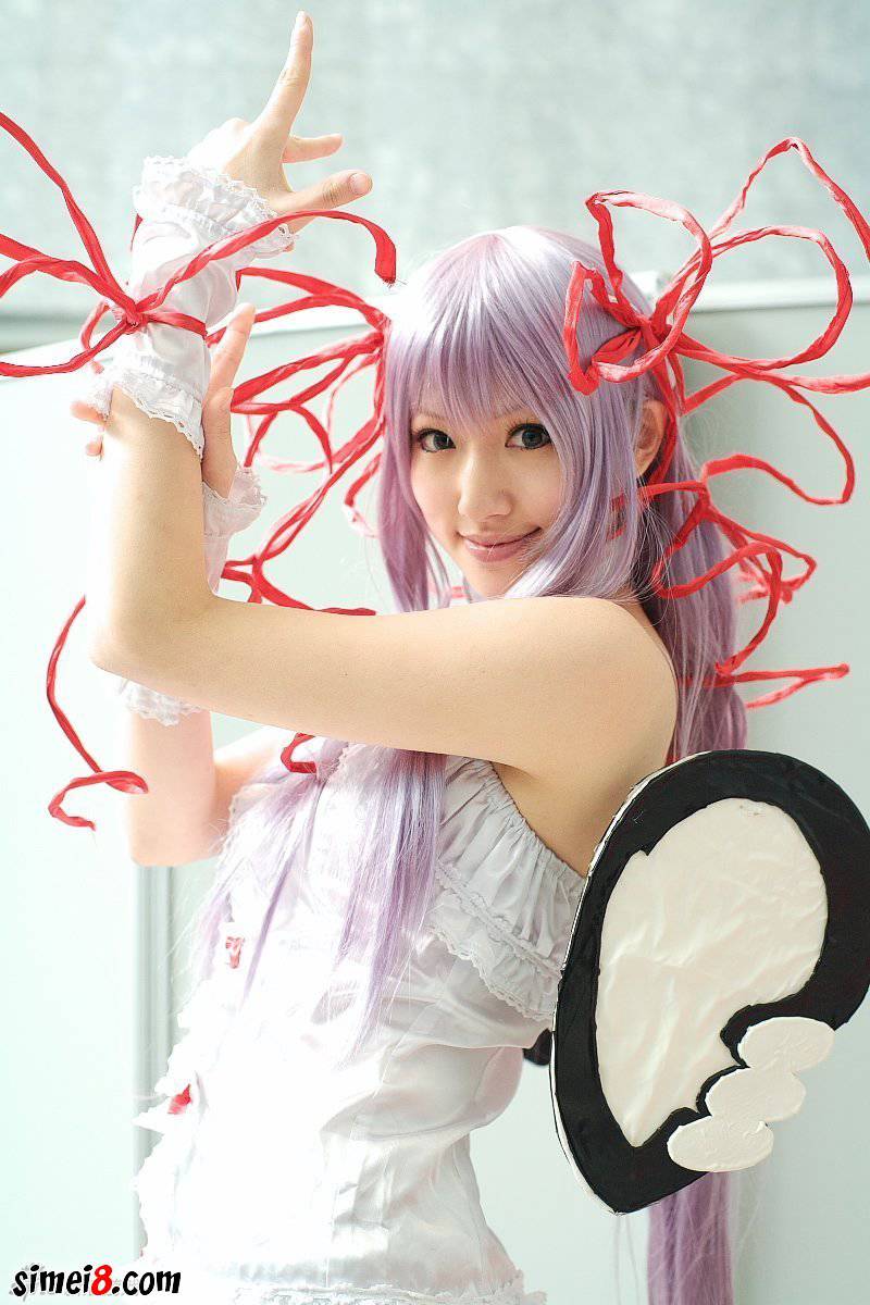 cosplay图片紫色头发的萌妹子一枚
