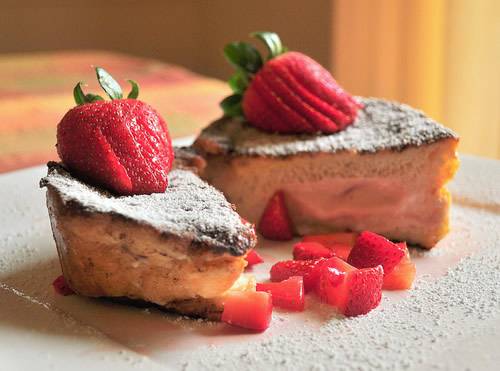 美味草莓蛋糕创意美食超萌图片大全