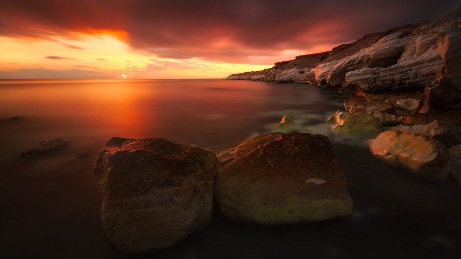 夕阳下的大海风景桌面壁纸