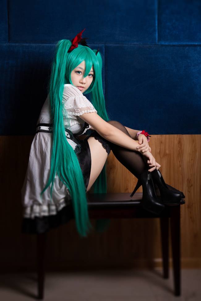 邻家美女Cos性感初音未来