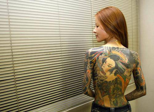 日本艺妓满背纹身图片 唯美又性感