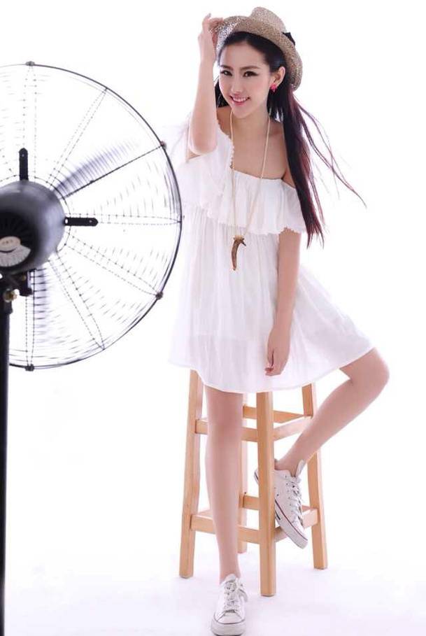 美模陈文倩展少女情怀纯美写真