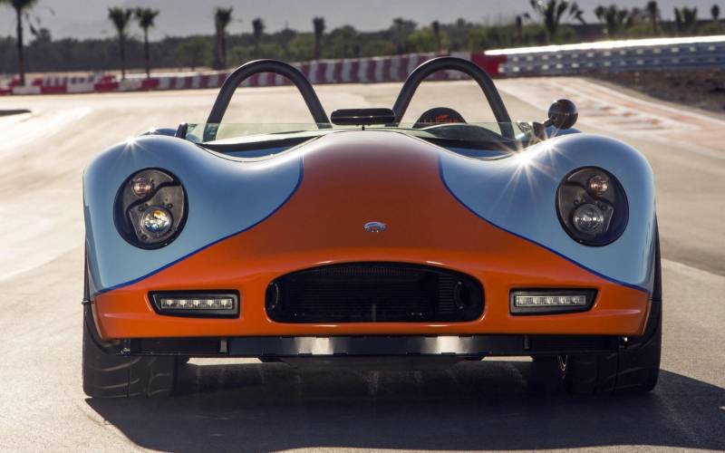 Lucra LC470时尚造型超跑