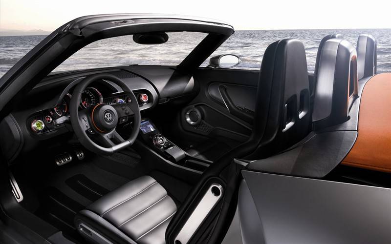 轿车豪华驾驶室全方位欣赏