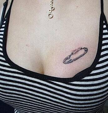 女人纹身图片欣赏 胸部性感3d纹身