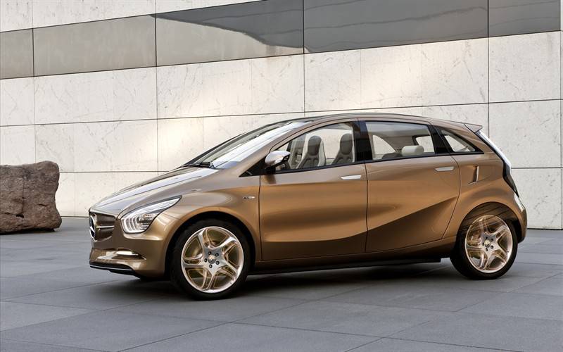 奔驰家用轿车高清图片