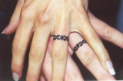 唯美的非主流情侣个性手指纹身戒指小图案
