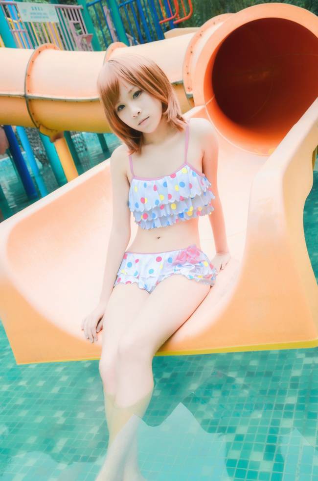 御坂美琴Cosplay泳池美女高清图片