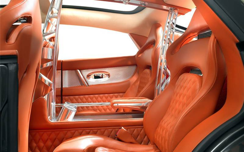 轿车豪华驾驶室全方位欣赏