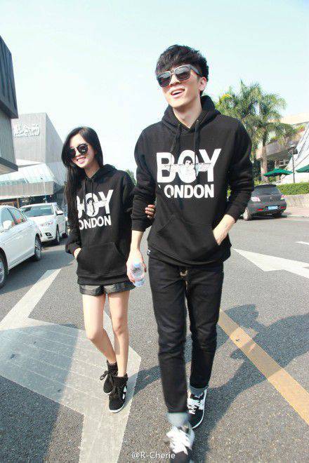 qq秀情侣图片甜蜜亲吻